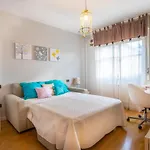 Teatro Nuovo Apartment With Free Parking