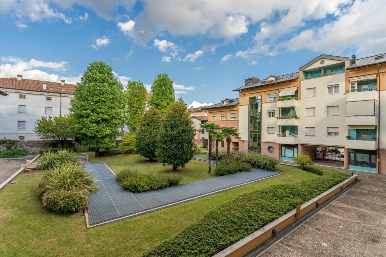 Teatro Nuovo With Free Parking *